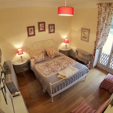 Les Luz - D'hotes Bed & Breakfast *